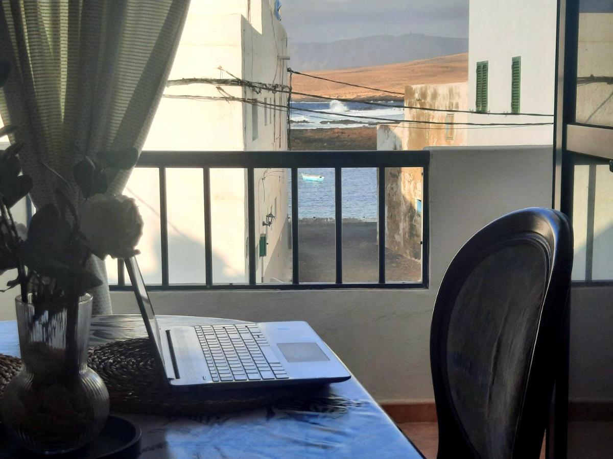 Апартаменти Balcon De Caleta Caleta de Caballo Екстер'єр фото
